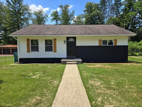 403 Broadway Ave, Bridgeport, WV 26330