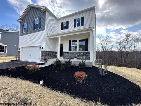 309 Dye Ln, Morgantown, WV 26501