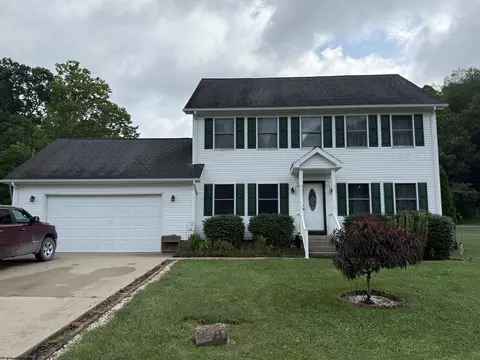 92 Tymber Creek Dr, Clarksburg, WV 26301