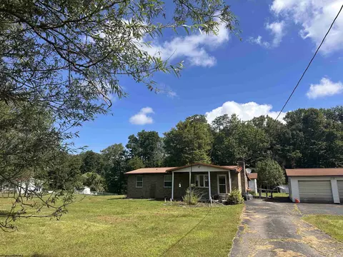 4098 Audra Park Rd, Belington, WV 26250