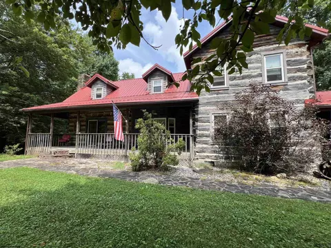 358 Marjorie Ann Dr, Buckhannon, WV 26201