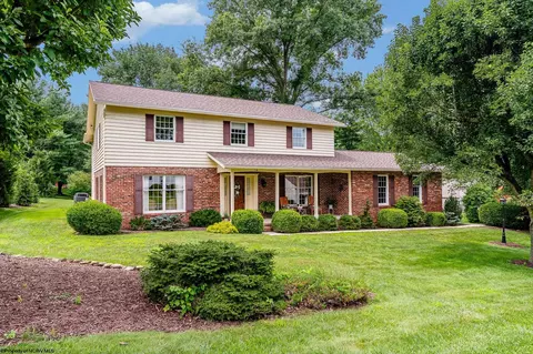 14 Greentree Dr, Morgantown, WV 26508