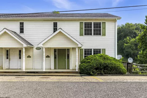 867 Quadrilla St, Morgantown, WV 26505