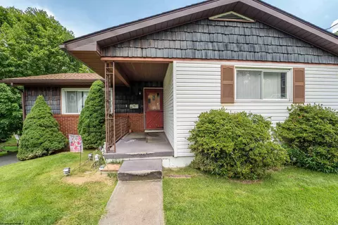 1112 Westmont Rd, Fairmont, WV 26554