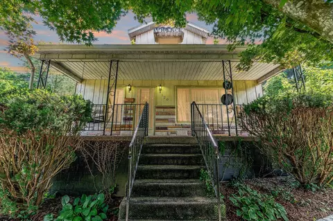 120 Hartman St, Kingwood, WV 26537