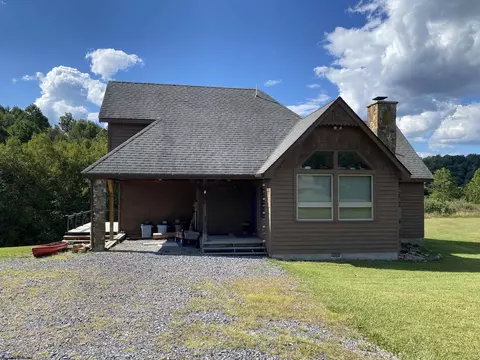 550 Falling Rock Rd, Bowden, WV 26254