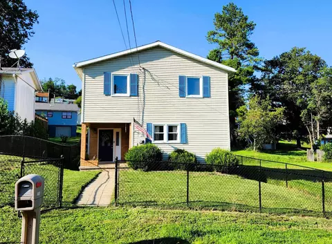 1205 Montrose Ave, Morgantown, WV 26505