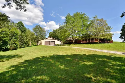 5984 Green Valley Rd, Bridgeport, WV 26330