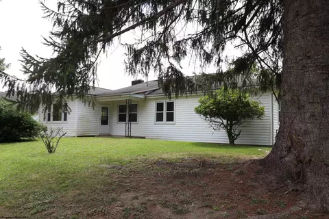 1360 Chenoweth Creek Rd, Elkins, WV 26241