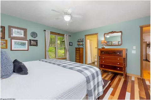 Bedroom - 409 Aster Dr, Terra Alta, WV 26764 photo 4 of 10