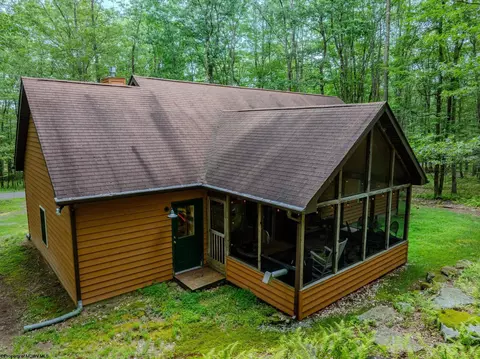 Exterior - 409 Aster Dr, Terra Alta, WV 26764 photo 12 of 13