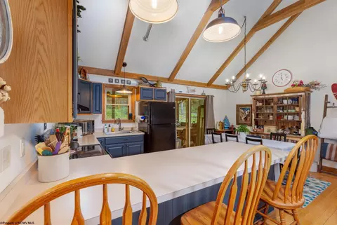 Kitchen - 409 Aster Dr, Terra Alta, WV 26764 photo 3 of 4