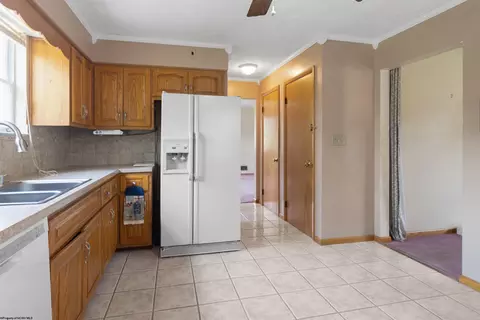 3 Millbrook Rd, Bridgeport, WV 26330 photo 4