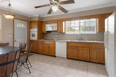 3 Millbrook Rd, Bridgeport, WV 26330 photo 5