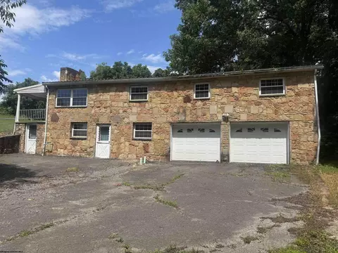 100 Dee St, Fairmont, WV 26554