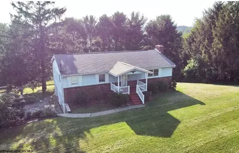 509 Apple Pie Rdg, West Liberty, WV 26074