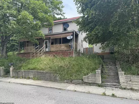 203 E State Ave, Terra Alta, WV 26764 photo 3