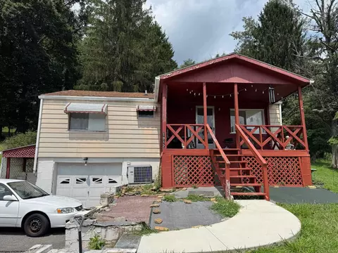 1912 Pleasant Valley Rd, Fairmont, WV 26554
