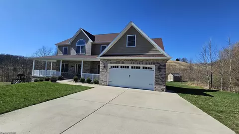 313 Salonika Dr, Morgantown, WV 26508