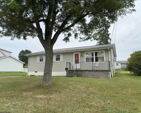 16 Vector Ave, Elkins, WV 26241 photo 5