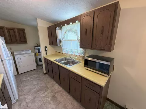 16 Vector Ave, Elkins, WV 26241 photo 19