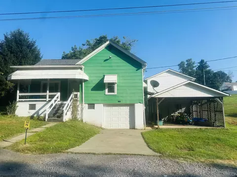 1134 Pellegrin St, Fairmont, WV 26554