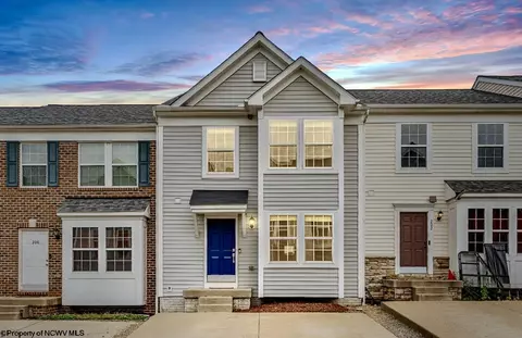 204 Treeline Ln, Morgantown, WV 26508