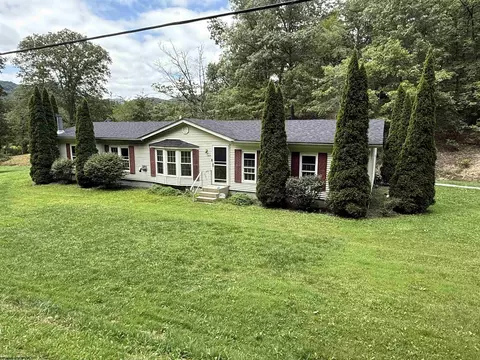 1689 Bell Crouch Rd, Huttonsville, WV 26273