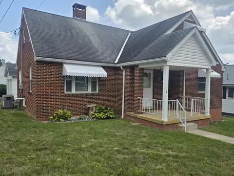 116 N Price St, Kingwood, WV 26537