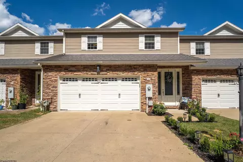 14 Turnstone Dr, Morgantown, WV 26505