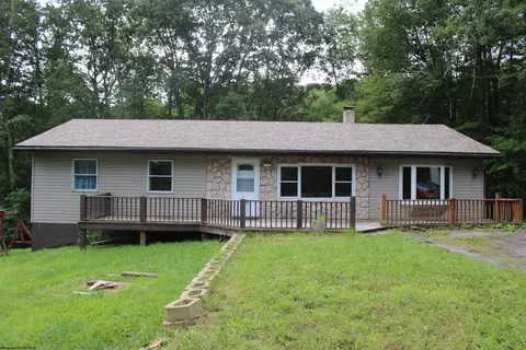 2535 Alpine Lake Rd, Terra Alta, WV 26764