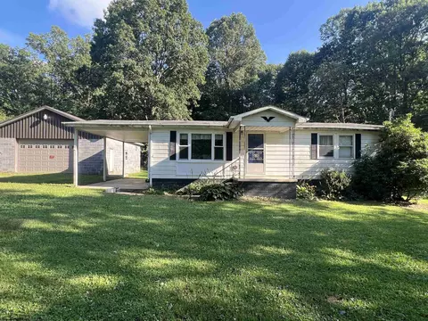 1364 Dogtown Rd, Reedsville, WV 26547