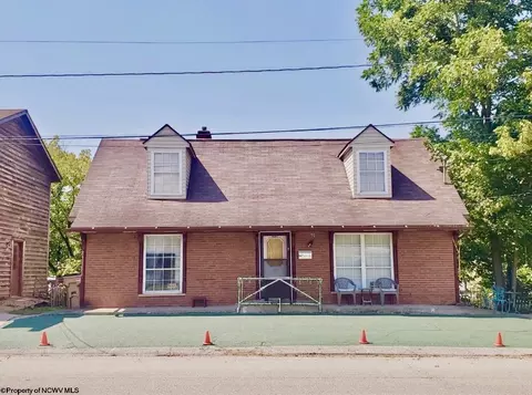 467 Main Ave, Weston, WV 26452