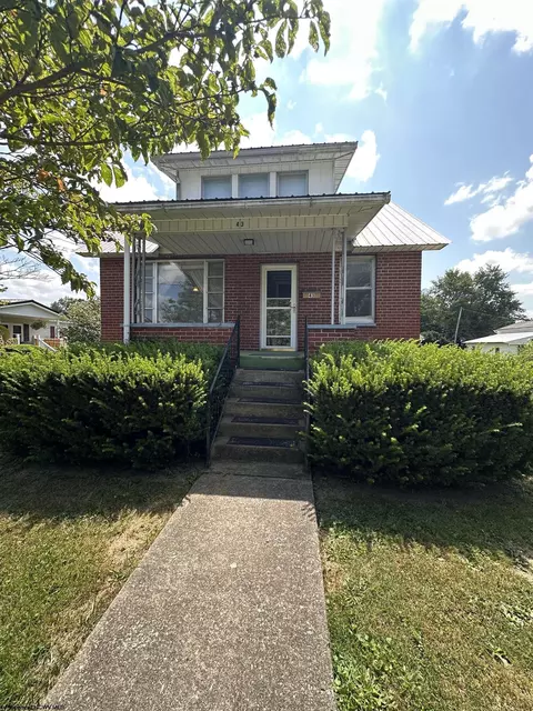 43 Thurman Ave, Buckhannon, WV 26201