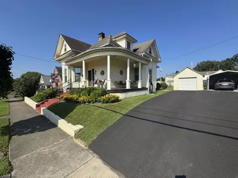 109 Fayette St, Buckhannon, WV 26201