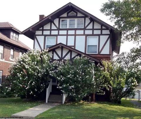 606 Stanley Ave, Clarksburg, WV 26301
