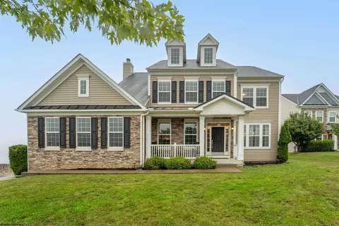 467 Blackberry Ridge Dr, Morgantown, WV 26508