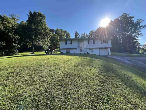 449 Hampton Rd, Fairmont, WV 26554 photo 12
