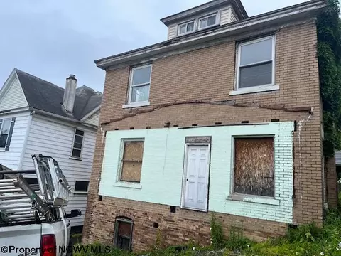 603 7th St, Fairmont, WV 26554