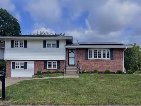 111 Golf Dr, Fairmont, WV 26554