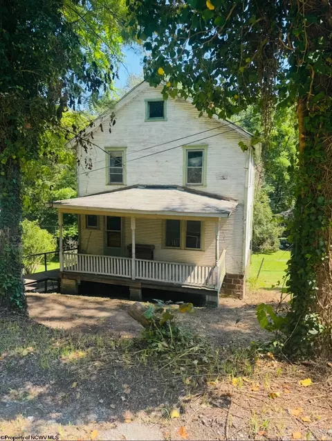 4503 River Rd, Morgantown, WV 26501