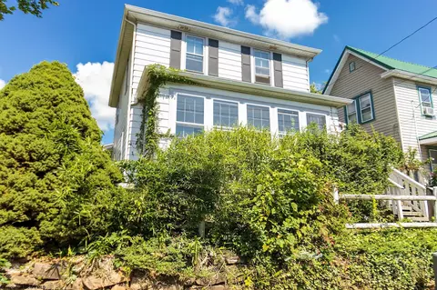 724 Madison Ave, Morgantown, WV 26501