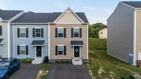 724 Mulligan Ct, Maidsville, WV 26541