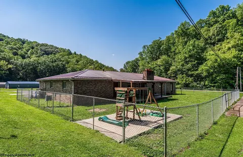 2122 Daybrook Rd, Fairview, WV 26570 photo 20