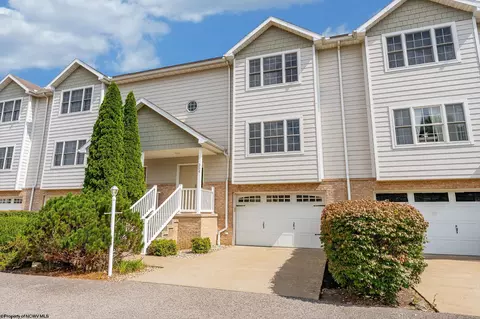 354 Harbor Dr, Morgantown, WV 26508