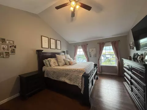 Bedroom - 44 Ruby Dr, Bridgeport, WV 26330 photo 4 of 5