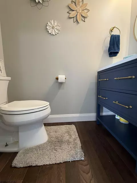 Bath - 44 Ruby Dr, Bridgeport, WV 26330 photo 2 of 6