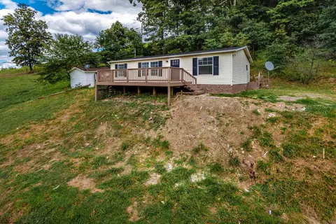 33 Long Drain Rd, Core, WV 26541