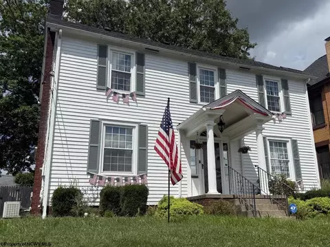 711 Coleman Ave, Fairmont, WV 26554