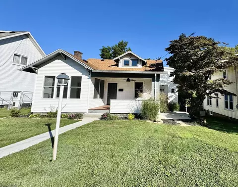 230 Grand Ave, Bridgeport, WV 26330
